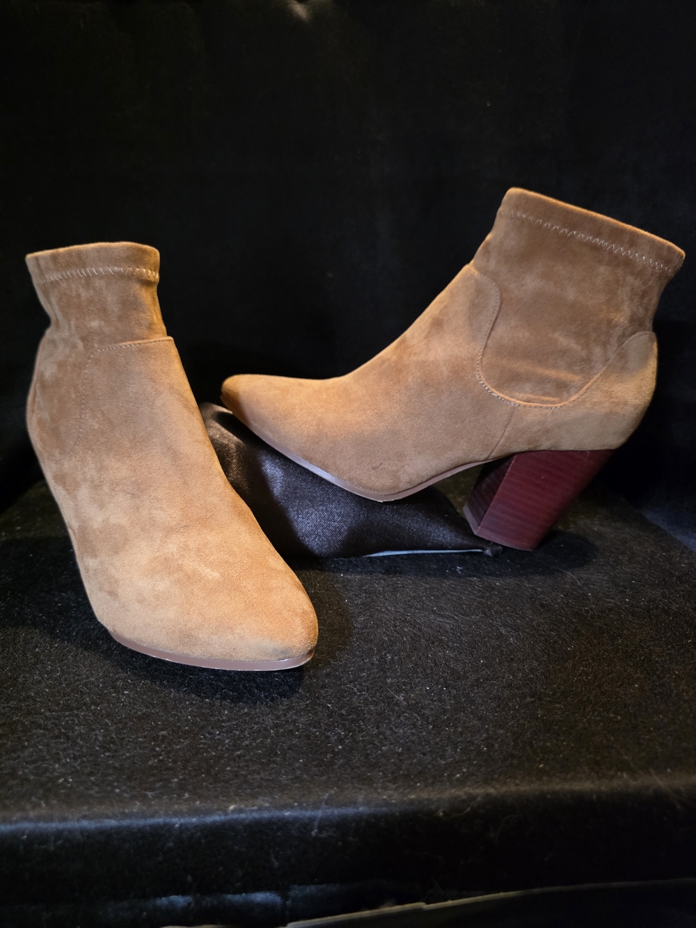Aldo Women's Suede Ankle Boots in Tan Size 7